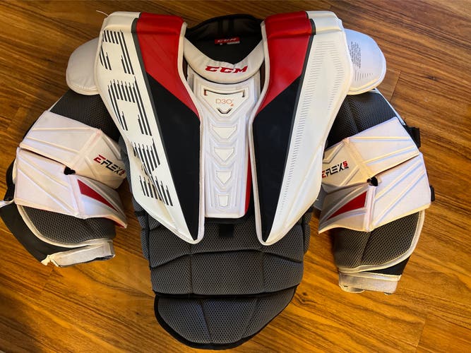 Used Large CCM Extreme Flex 5 Pro Goalie Chest Protector