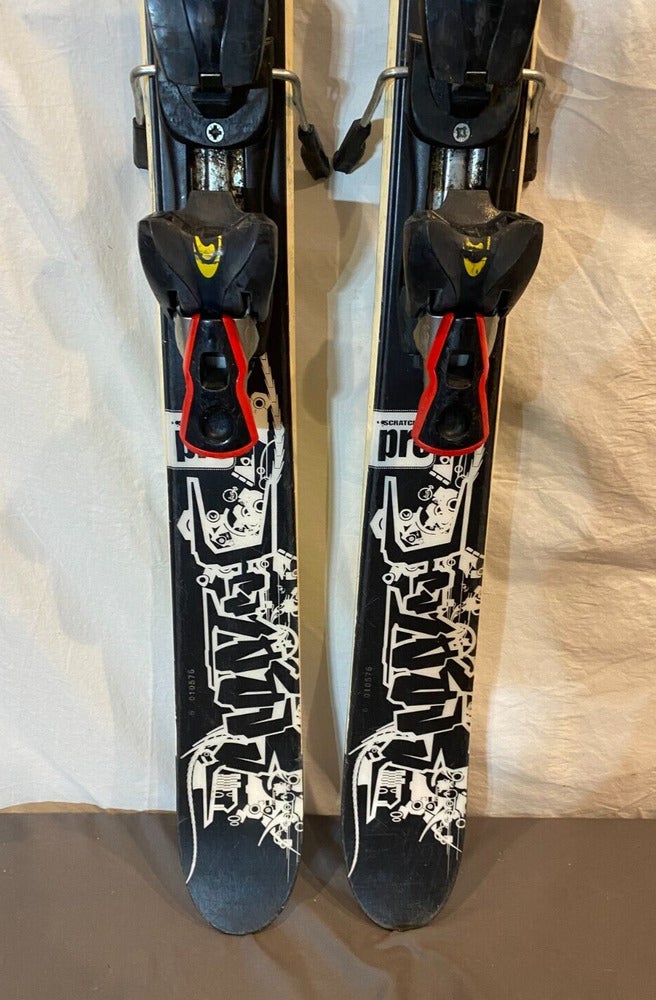 Rossignol Scratch Pro FS 158cm Twin-Tip Freestyle Skis Salomon C607  Bindings