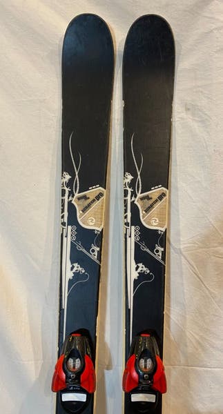 Rossignol Scratch Pro FS 158cm Twin-Tip Freestyle Skis Salomon Rossignol Scratch Pro FS 158cm Twin-Tip Freestyle Skis Salomon