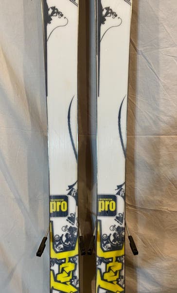 Rossignol Scratch Pro FS 158cm Twin-Tip Freestyle Skis Salomon