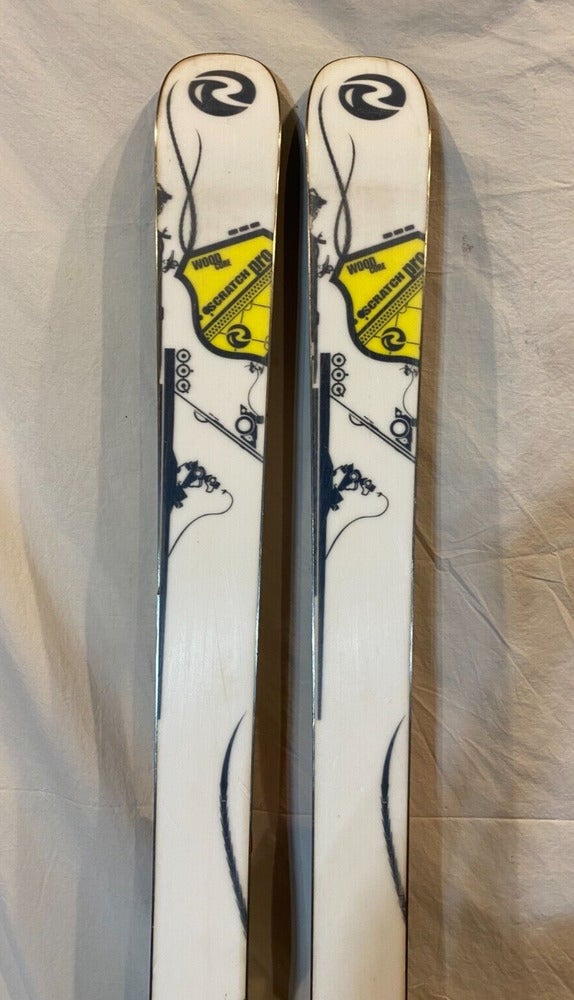 Rossignol Scratch Pro FS 158cm Twin-Tip Freestyle Skis Salomon C607  Bindings