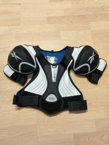 Used Senior Small Reebok 10K Shoulder Pads