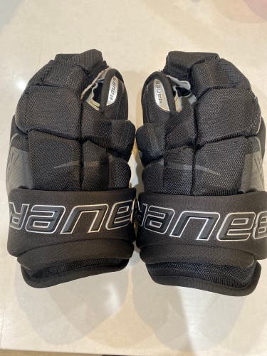 Bauer 14"  Supreme Ultrasonic Gloves