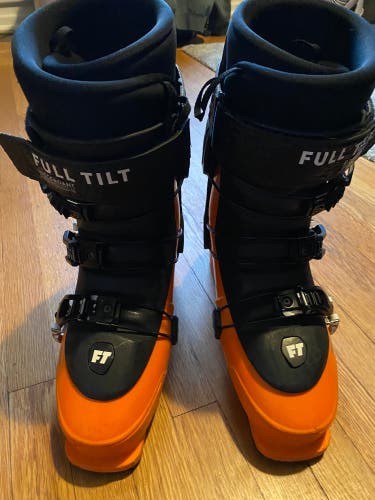 Full Tilt Descendant 8 Ski Boots 2019