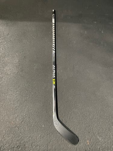 Senior Right Handed W88 Pro Stock Alpha LX Pro Hockey Stick
