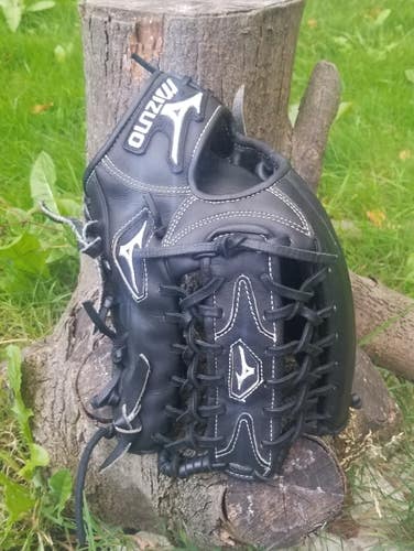 Mizuno Pro Limited Edition GMP 70BK Ichiro Web Baseball Outfielder's Glove 12.75"