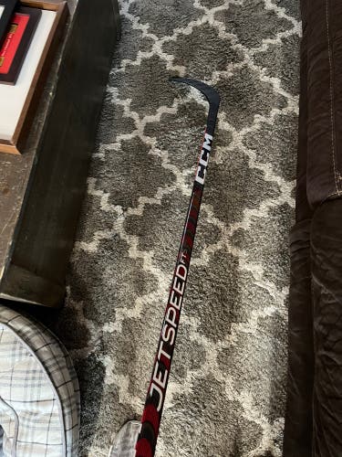 Intermediate Right Handed P88  JetSpeed FT5 Pro Hockey Stick