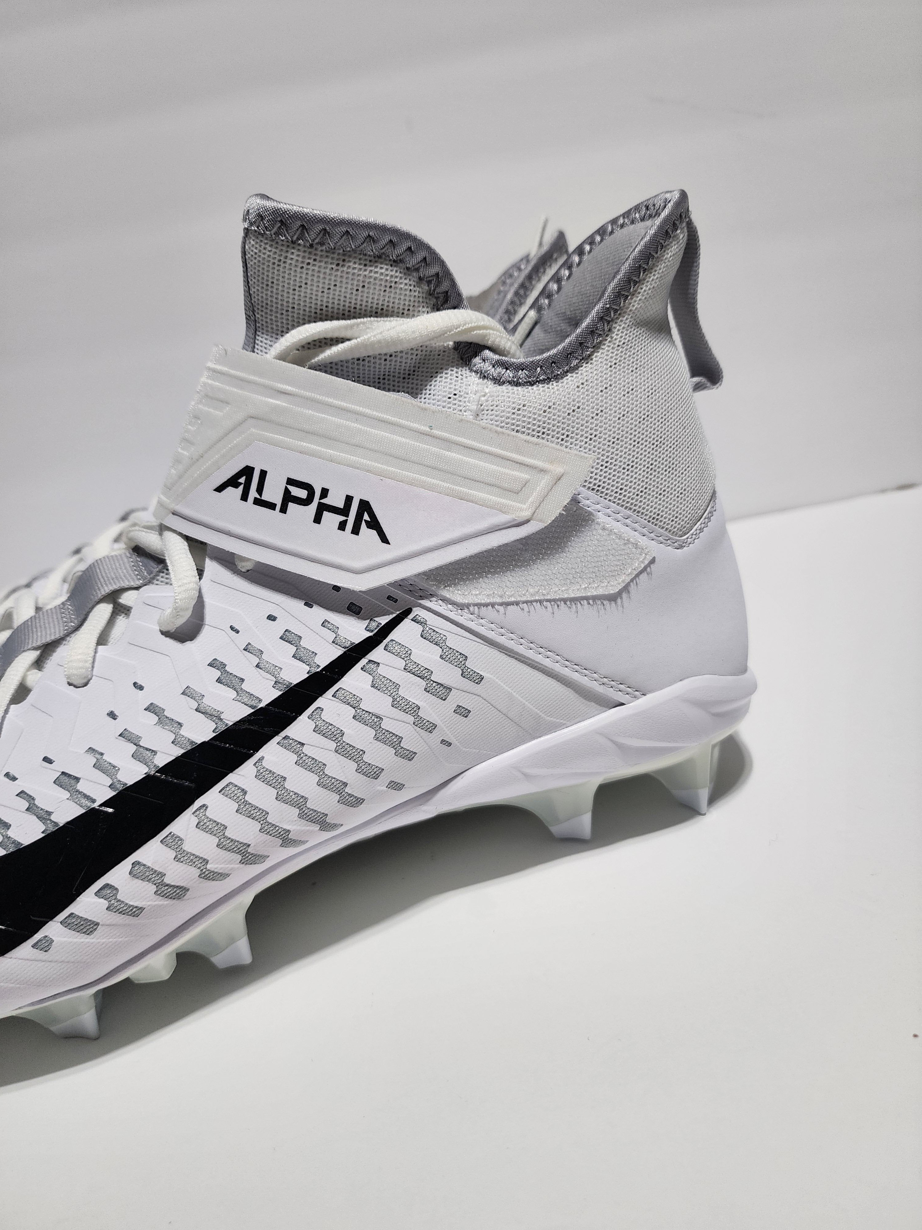 football cleats 13 wide