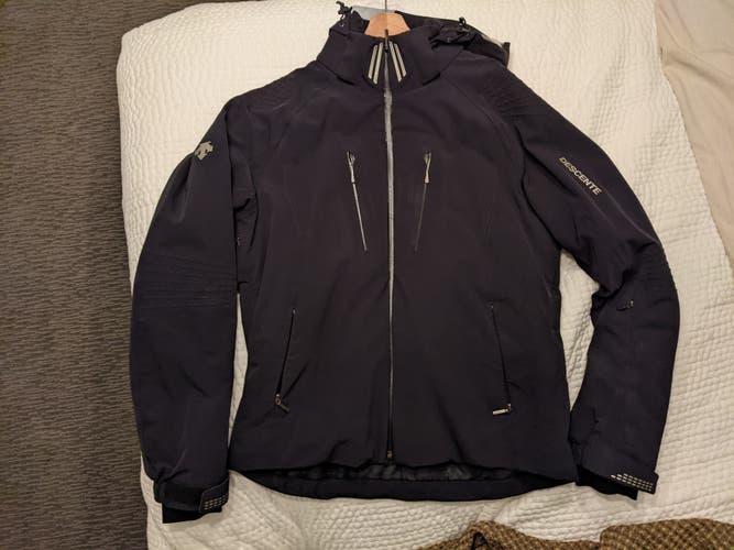 Black Used Men's XL Descente Swiss Team Jacket