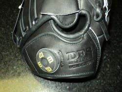 New  Wilson A2000 1915 Right Hand Throw 11.75" FREE SHIPPING