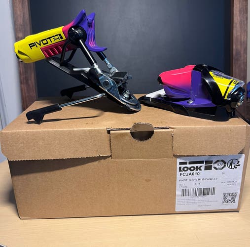 New Look Pivot 14 Gripwalk