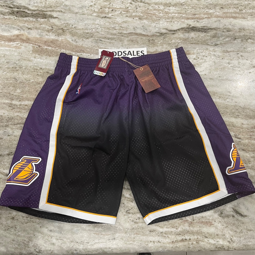 Mitchell & Ness LA Lakers 09 Fadeaway Swingman Basketball Shorts Men’s Size 2XL.