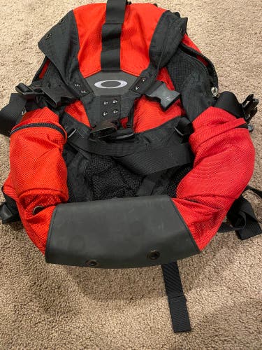Red Used Adult Unisex Oakley Backpack