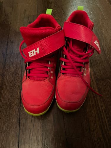 Red Used Size 6.0 (Women's 7.0) Under Armour Bryce harper