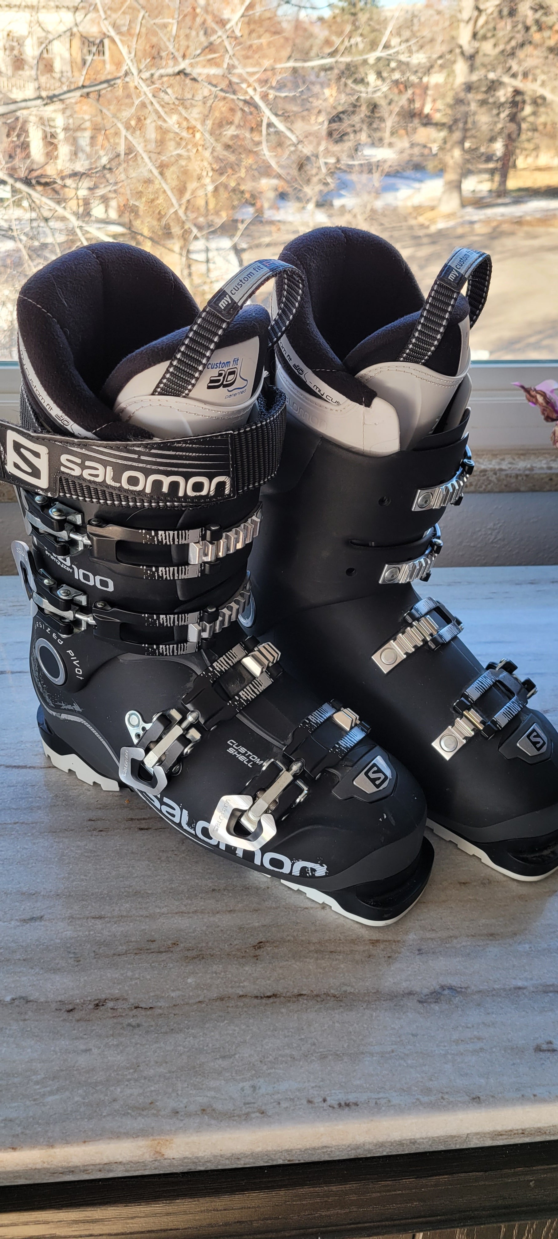 vogel Raad wenselijk Men's Used Salomon All Mountain X-Pro Ski Boots Medium Flex | SidelineSwap