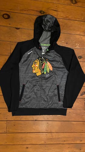 Chicago Blackhawks Reebok Locker Room Sweatshirt