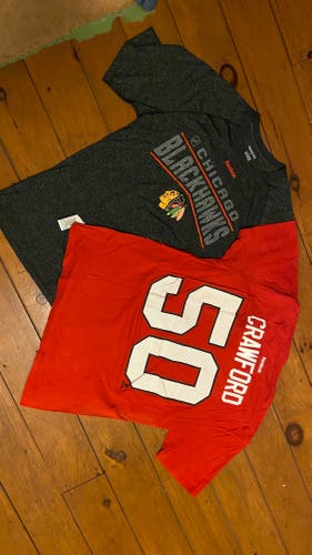Chicago Blackhawks 2 T-Shirt Lot