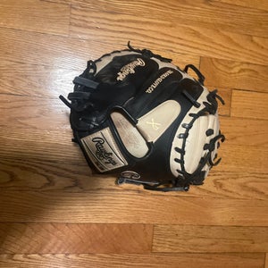 Right Hand Throw 33" Heart of the hide Catcher's Glove