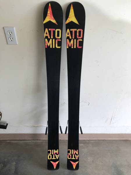New Atomic Punx Skis With Tyrolia Bindings 140cm | SidelineSwap