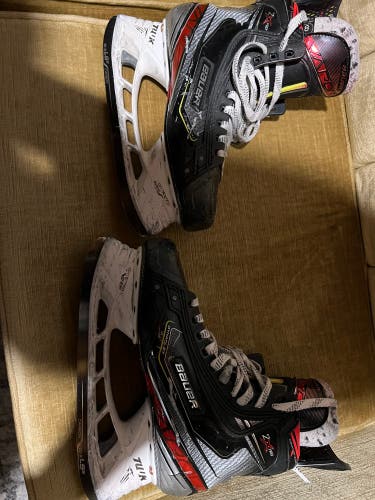 Used Bauer Regular Width Size 8 Vapor 2X Pro Hockey Skates