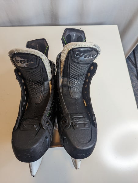 Senior Used CCM RibCor 88K Hockey Skates Wide Width Size 7.5