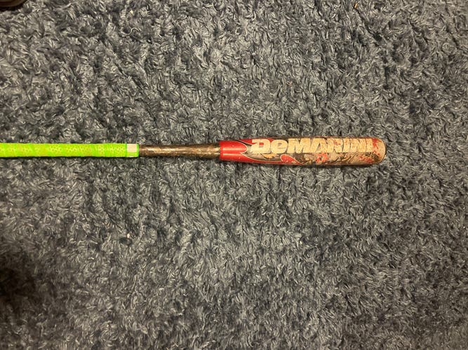 Used 2013 DeMarini (-3) 30 oz 33" Voodoo Bat