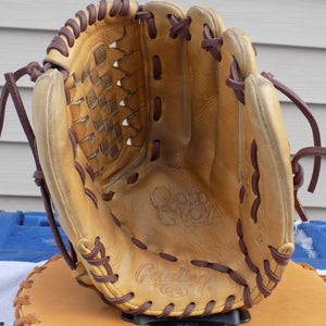 Used Rawlings Right Hand Throw Outfield Gold Glove Elite Baseball Glove 12.5"