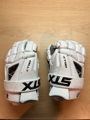 New Player's STX 13" Cell IV Lacrosse Gloves