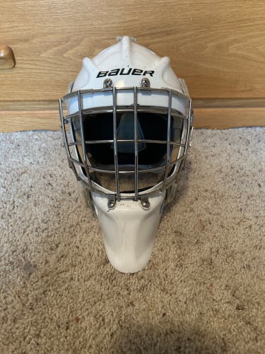 Used Bauer  950X Goalie Mask