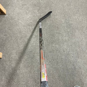 Used Right Handed P92 Vapor Hyperlite Hockey Stick