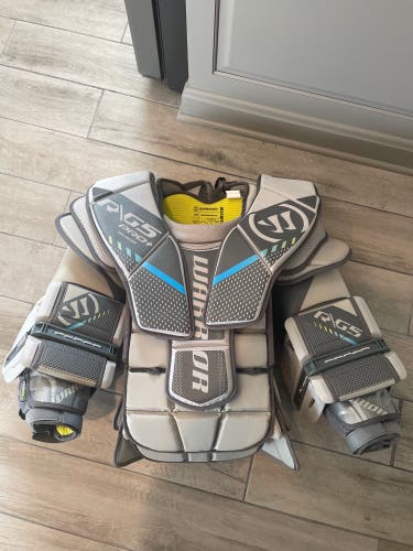 Senior Medium Warrior Pro Stock Ritual G5 Pro+ Goalie Chest Protector