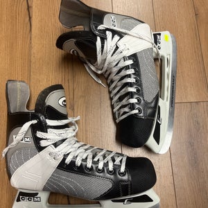 Junior CCM Size 11 Powerline Hockey Skates