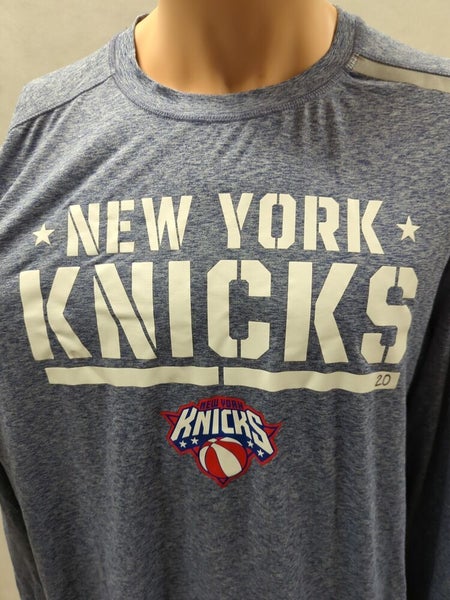 New York Knicks Fanatics Branded Vintage Pro Graphic Crew