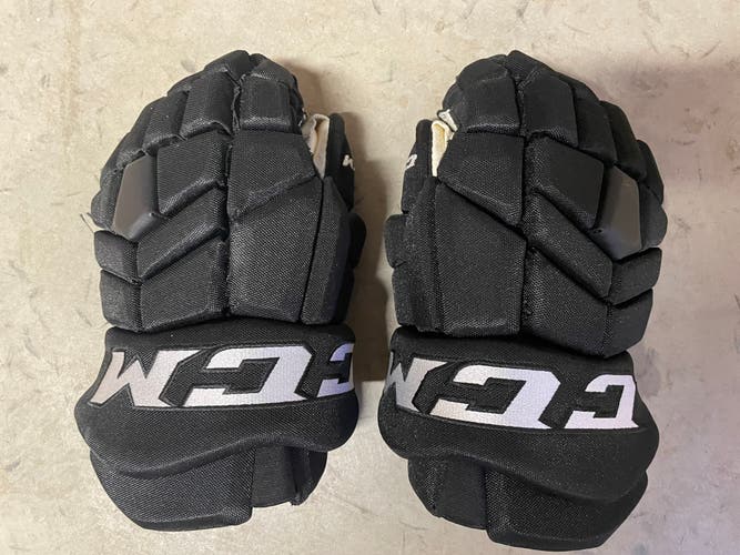 CCM 14" Pro Stock HGTKPP Gloves “used 5 Times”