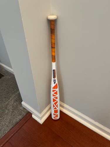 Easton Combat Maxum -10 bat