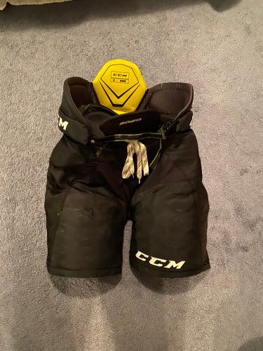 Senior Medium CCM Tacks 9060 Hockey Pants