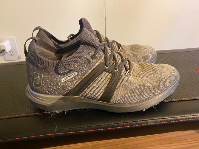 Men's Size 12 (Women's 13) Footjoy Hyperflex Golf Shoes