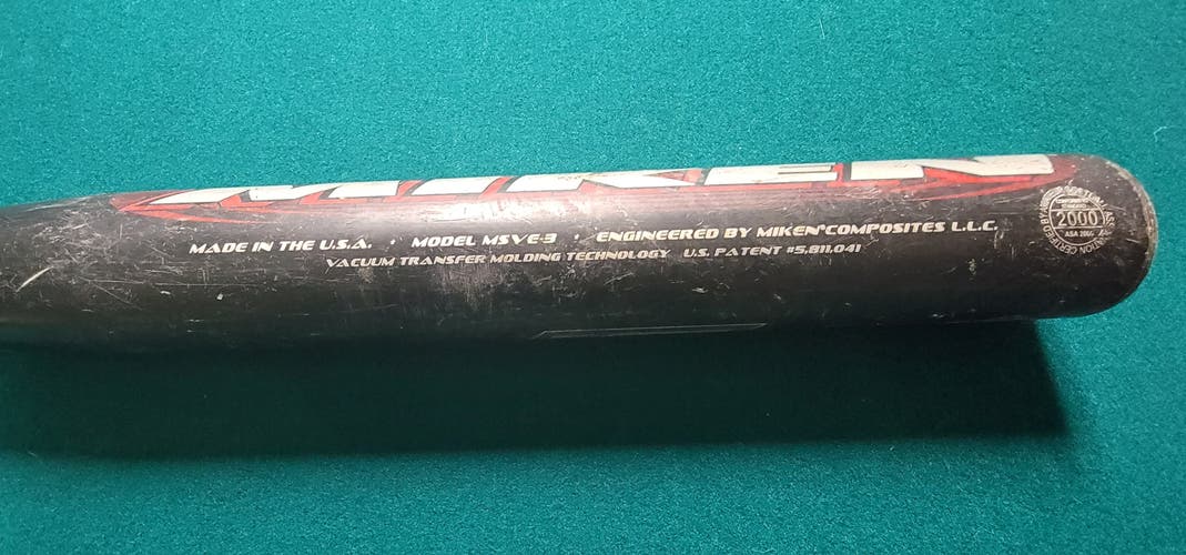 Used Miken Composite Bat (-6) 28 oz 34"