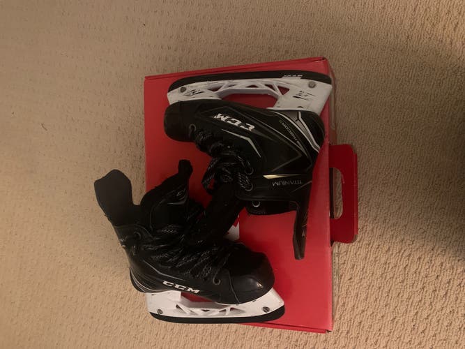 CCM RibCore Platinum JR Skates