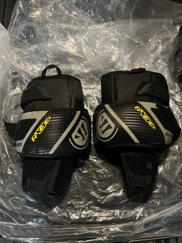 WARRIOR RITUAL X3 E+ GOALIE KNEE PADS - SENIOR