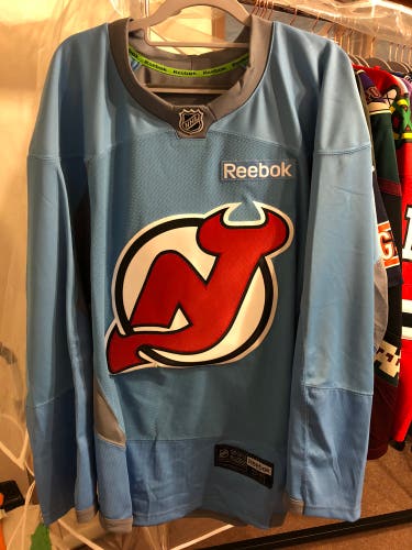 NJ Devils Practice Jersey w/ Fight Strap