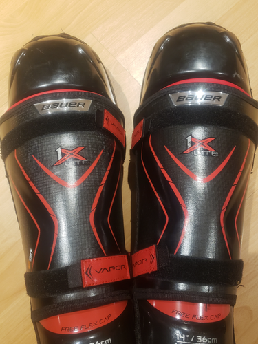 14" Bauer Vapor 1X Lite Shin Pads
