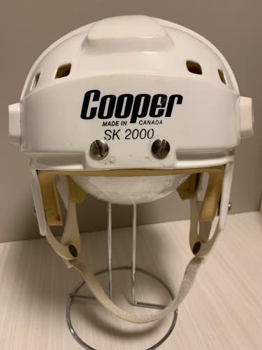 Cooper SK2000 Made In Canada Vintage 80s White Hockey Helmet Messier