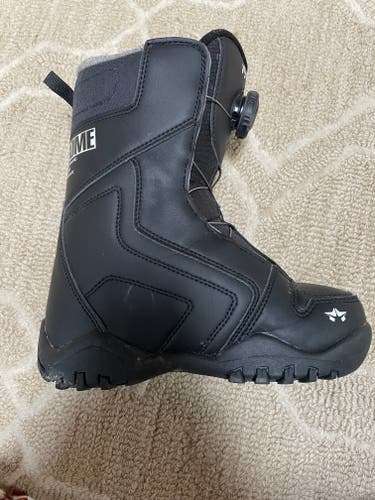 Kid's New Rome SDS Snowboard Boots Size 3