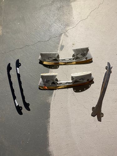 CCM 280 mm Sb 4.0 Holders + Runners