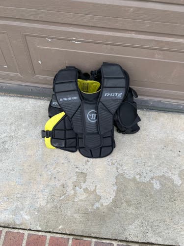 Used Large/Extra Large Warrior  Ritual GT2 Goalie Chest Protector