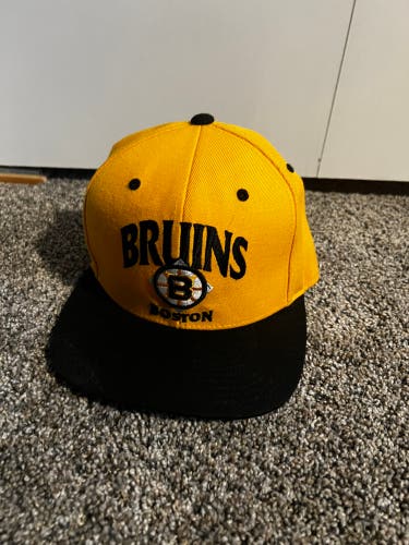 Boston Bruins Snapback Hat
