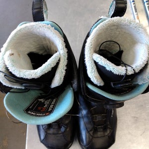Used Ride Sage Boa Senior 6.5 Snowboard Womens Boots