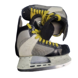 Used Ccm Powerline 550 Junior 02 Ice Skates Ice Hockey Skates