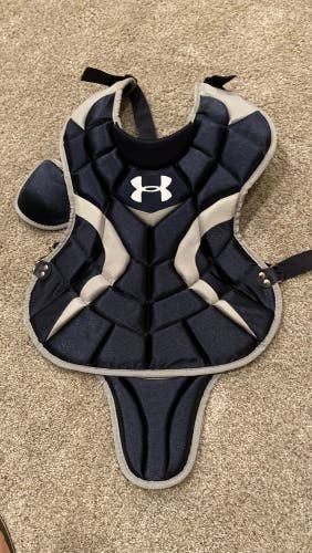 Under Armour Jr Victory Series Catcher's Chest Protector